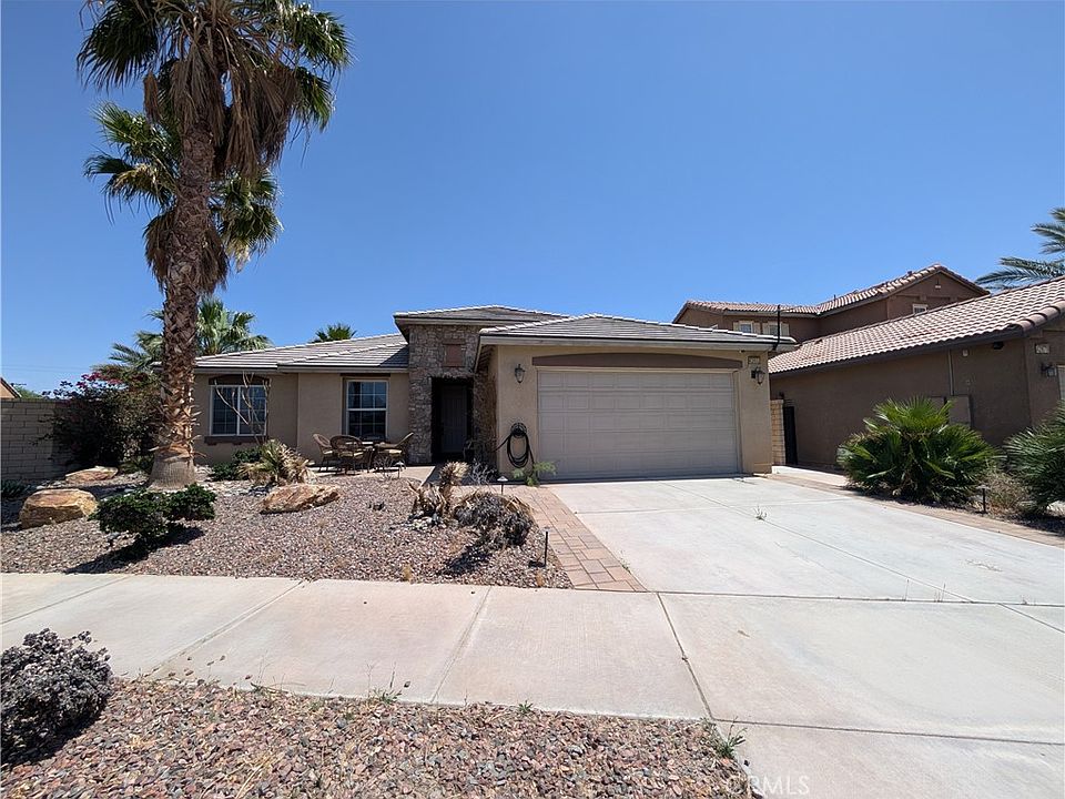 1st image of 42652 Dell Lago Ct