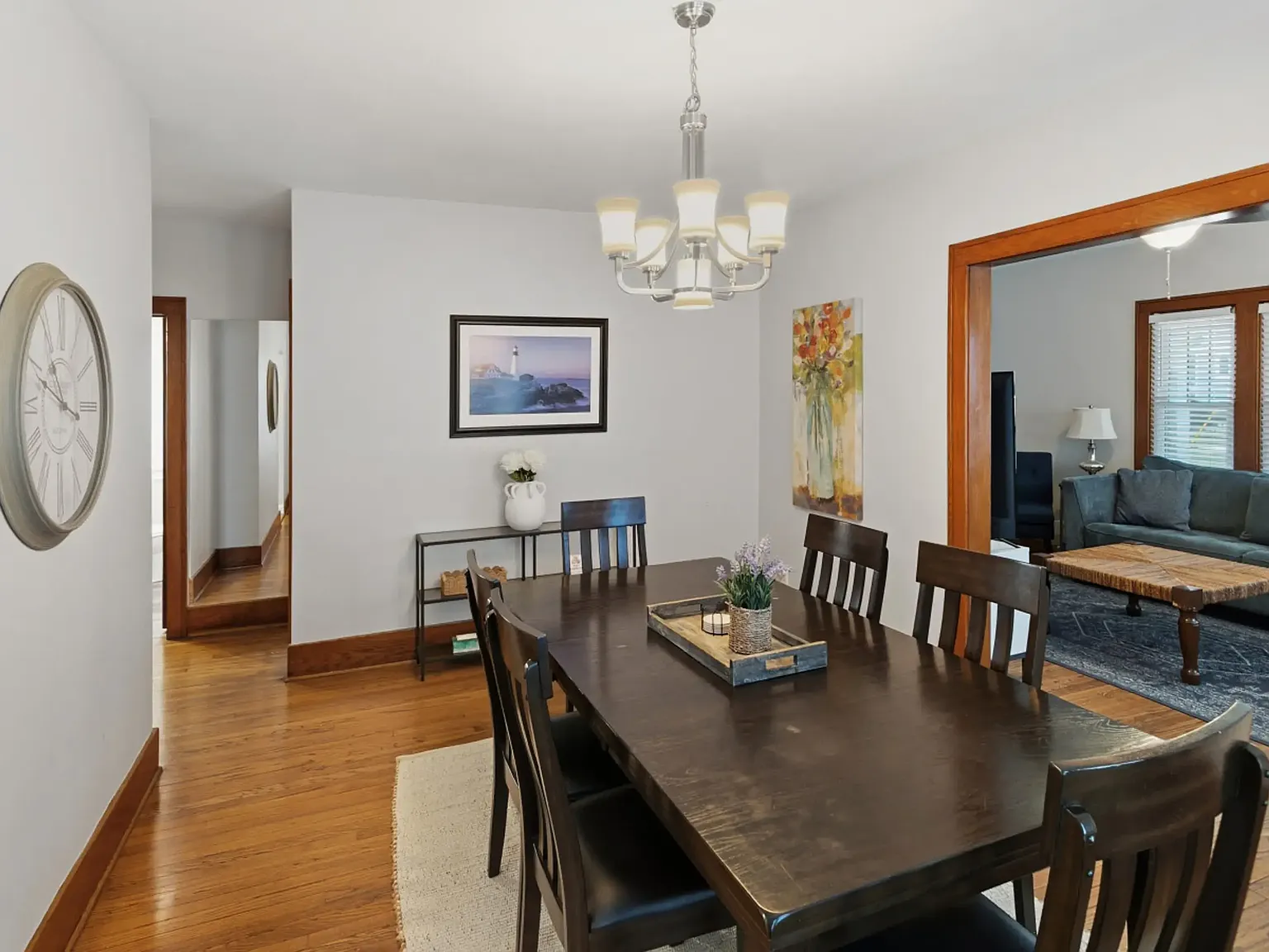 4 bed, 1700 sqft, $4,000 — Photo 2