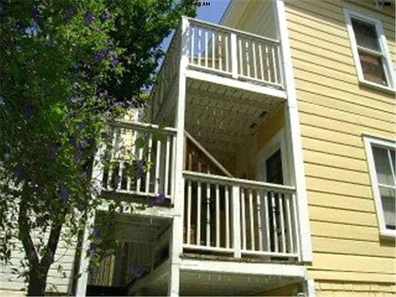 2nd image of 221 Monterey Ave APT A