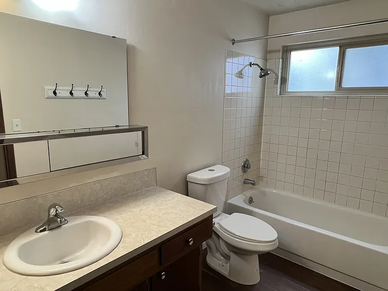 1728 NE 145th St #203 — Photo 8