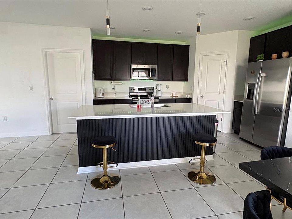 2nd image of 626 Bell Prairie Cir