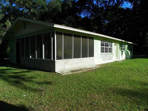 2nd image of 10400 NW 115th Ave