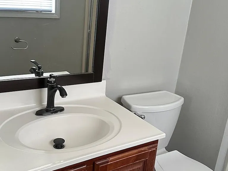 4270 Sugarloaf Pkwy — Photo 10