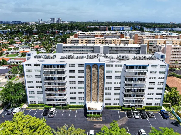 400 NE 12th Avenue #405, Hallandale Beach, FL 33009