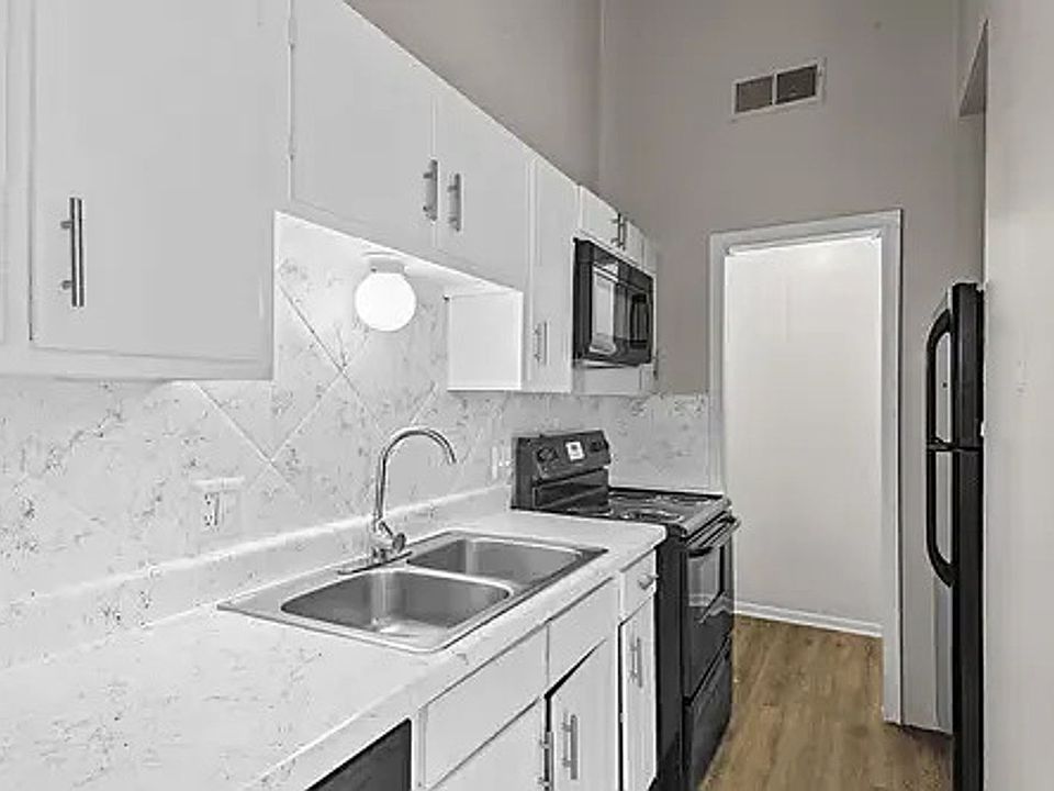 1st image of 1300 Parker Ln #Pf-103