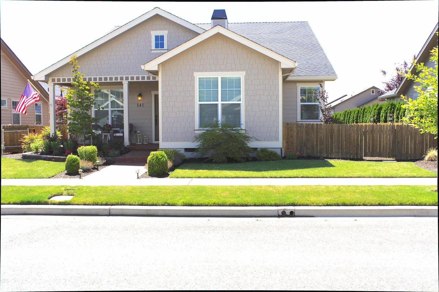 541 Bridge Creek Dr photo 1