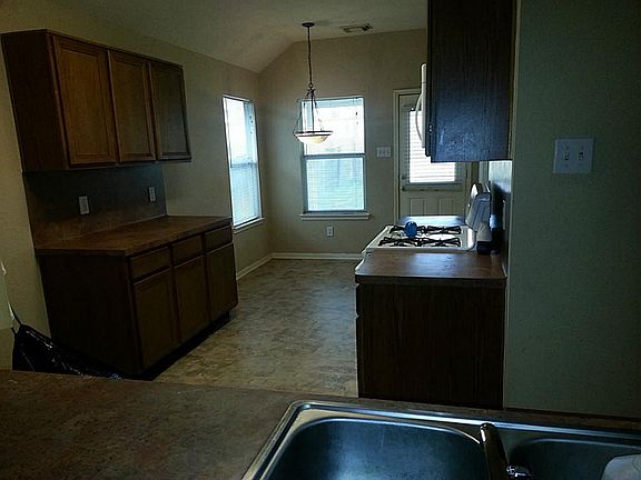 3rd image of 5810 Landon Creek Ln