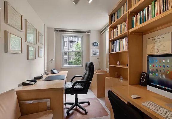 5th image of 215 E 80th St APT 3K