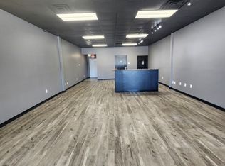 906 Brighton Rd, Fayetteville, NC 28314