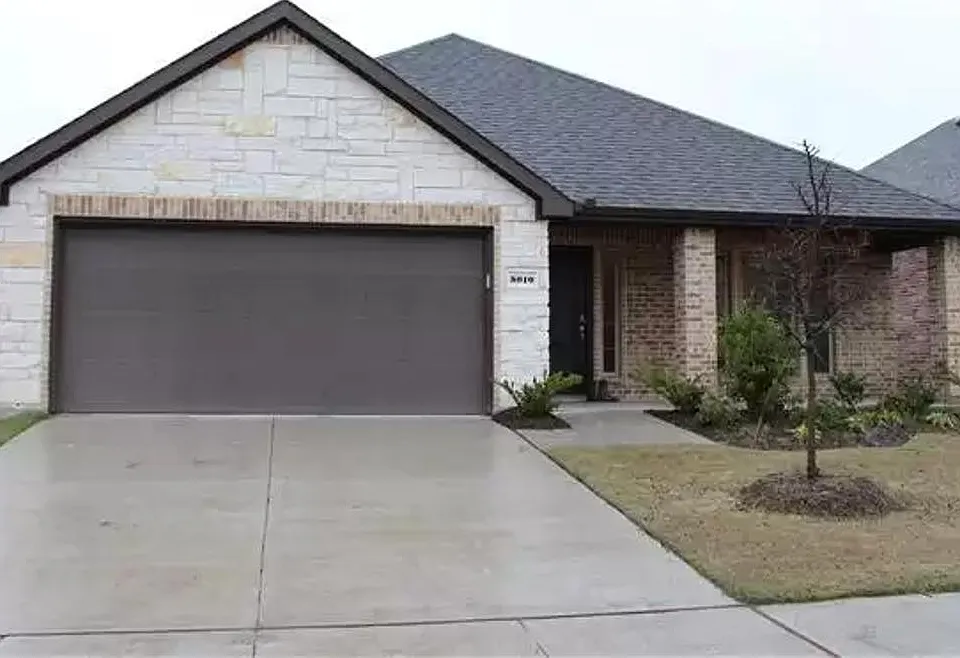 5010 Flanagan Dr