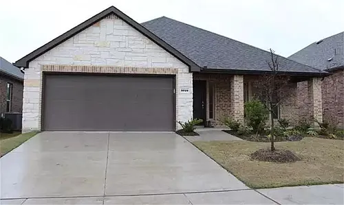 5010 Flanagan Dr Photo 1