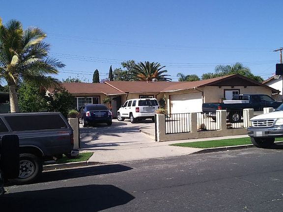 3rd image of 467 Susan Ave