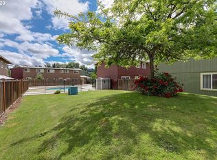 1676 Hayes St APT B, Eugene, OR