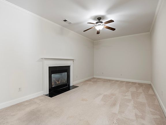 5th image of 33 Endeavor Cir
