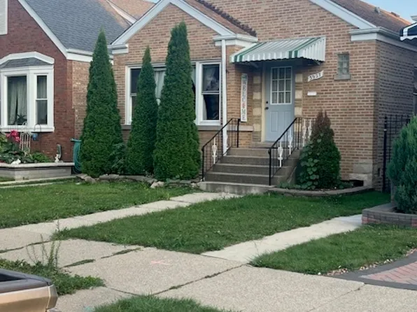 3927 W 69th Pl, Chicago, IL 60629