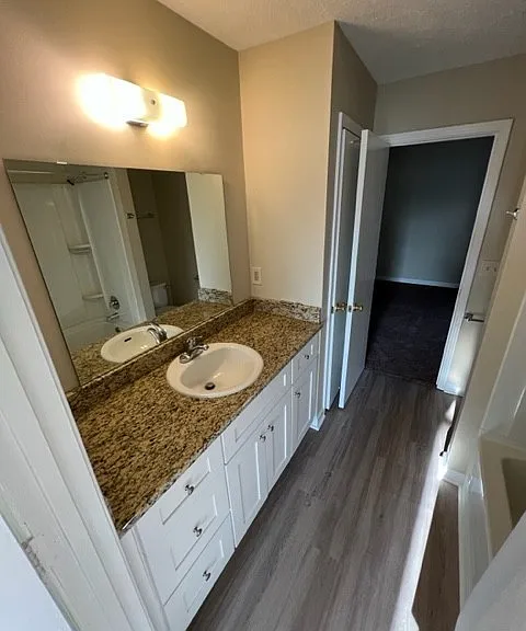 622 Castlegate Dr — Photo 14