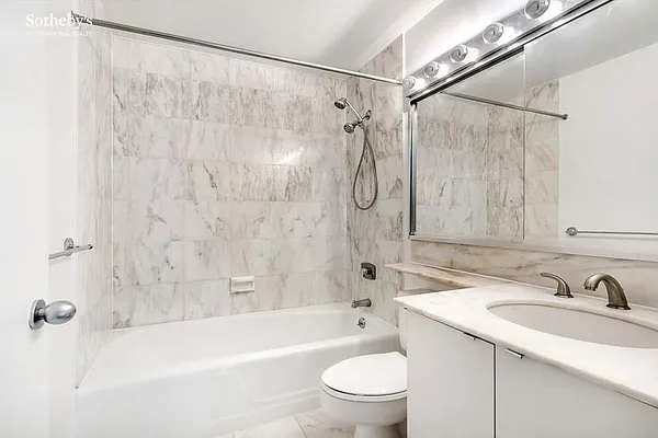 Rented by Sotheby's International Realty | media 7