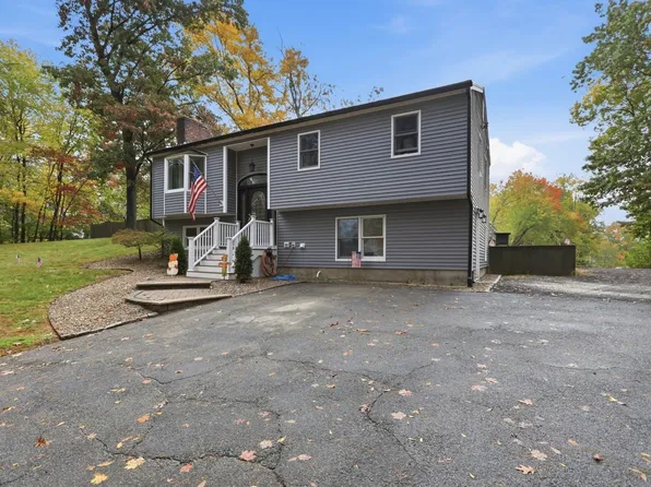 213 North St, Georgetown, MA 01833