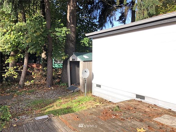 5th image of 17407 155th Ave SE