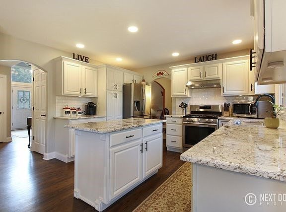 4th image of 6107 Brookridge Dr
