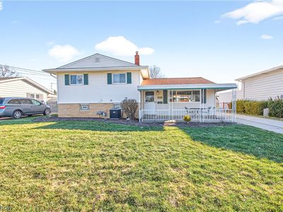 14761 Larkfield Dr, Brookpark, OH, 44142