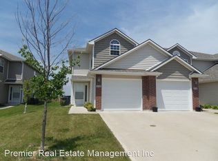 902 SW Peach Tree Ln #4264918, Lees Summit, MO 64064
