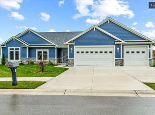 736 E Holland Dr, Bloomington, IN 47401