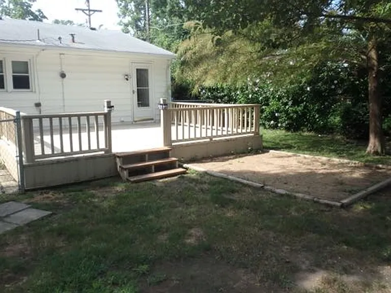 1503 W Ash St — Photo 39