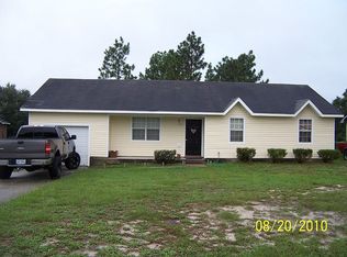 210 S Ginger Dr, Hubert, NC 28539