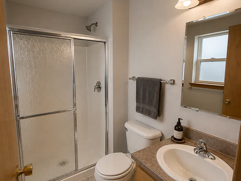 400 N 75th Ave — Photo 12