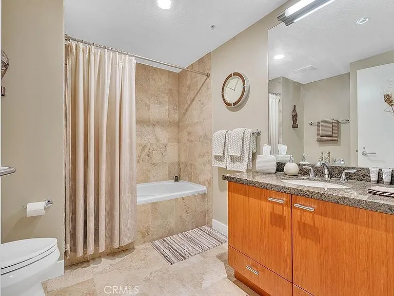 3141 Michelson #507 — Photo 21