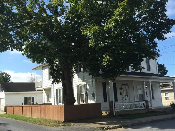 506 E Water St, Middletown, PA 17057