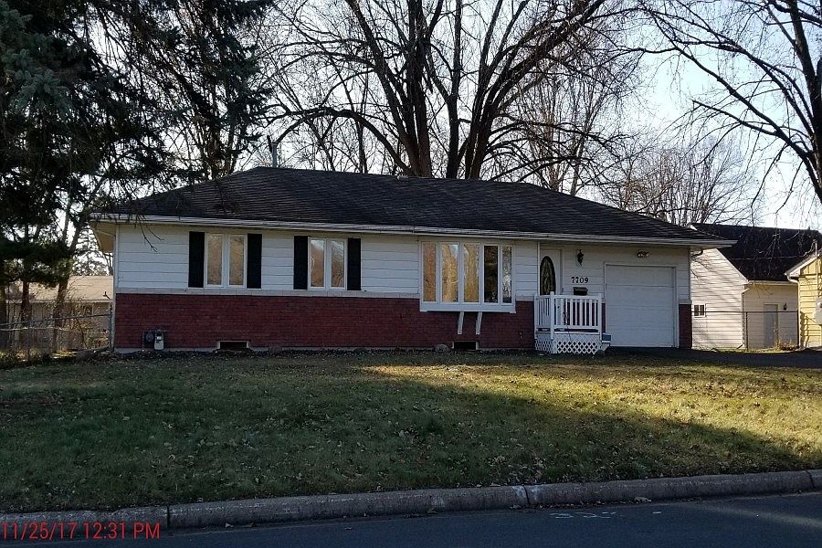 1st image of 7709 Iris Dr N