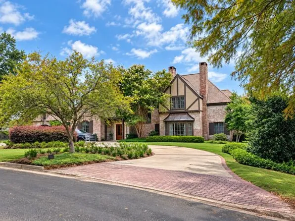 506 Hillcrest Cir, Cleveland, MS 38732