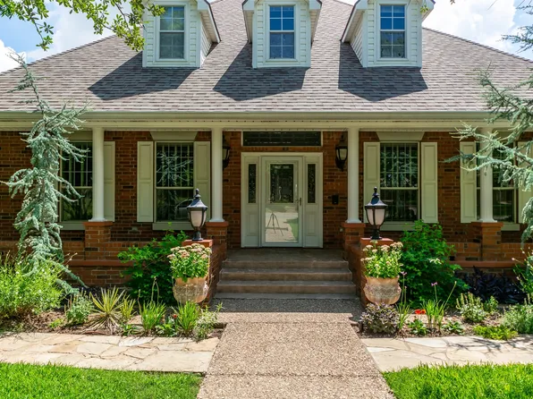 207 Baker Park Dr, Sherman, TX 75092