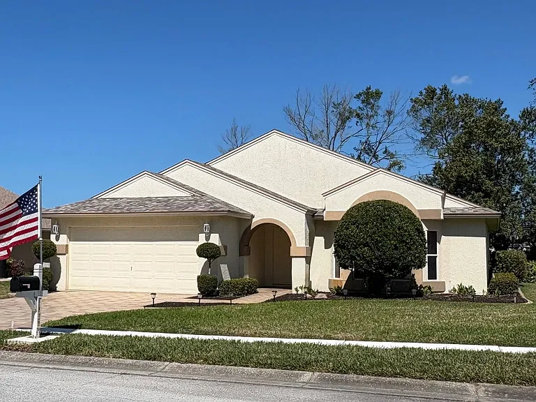 8439 Pavilion Dr — Photo 1