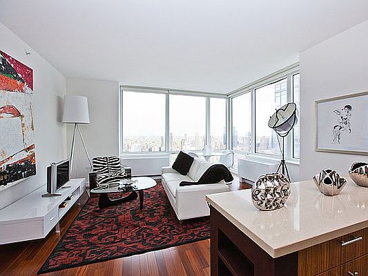 1st image of 610 W 42nd St #S45l