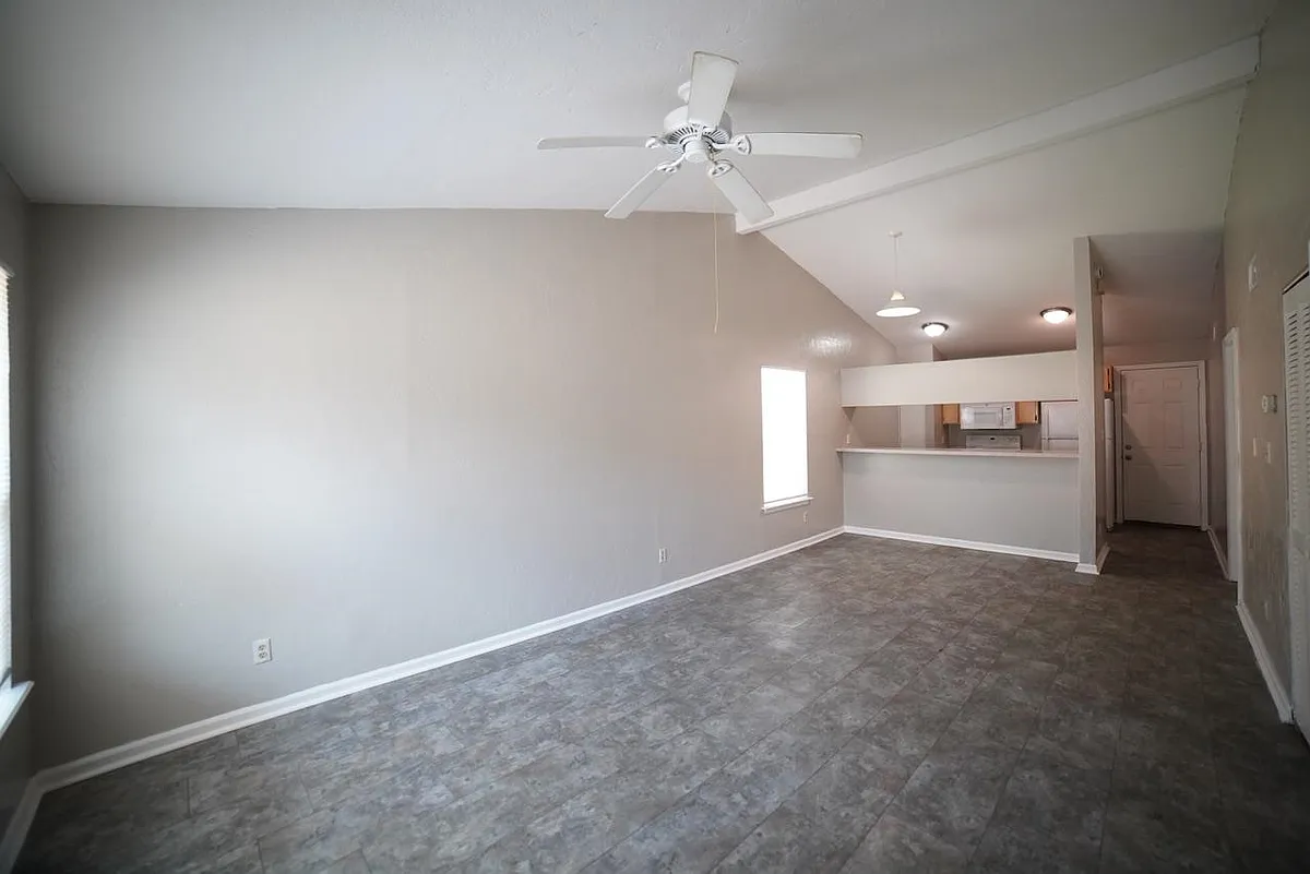 Building Photo - 6311 S Placid Pl #2