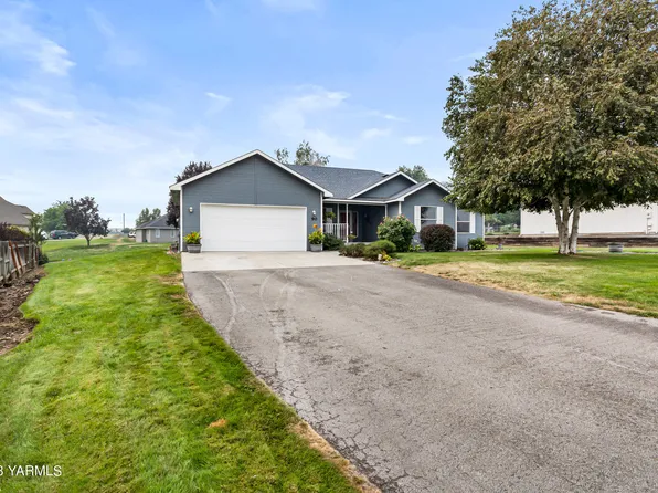 90 Windmill Ln, Selah, WA 98942