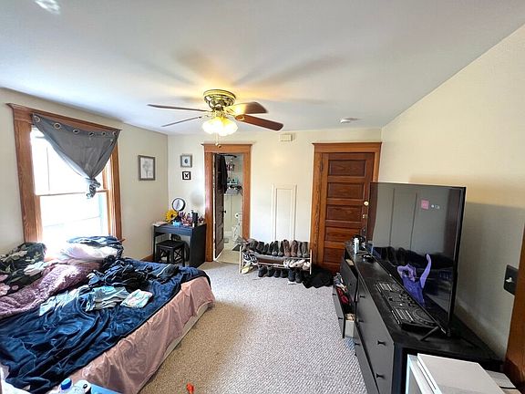5th image of 708 Emmet St #4