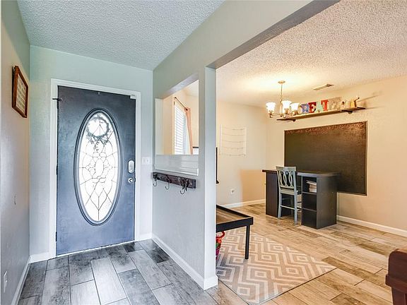 4th image of 3104 Bay Creek Dr