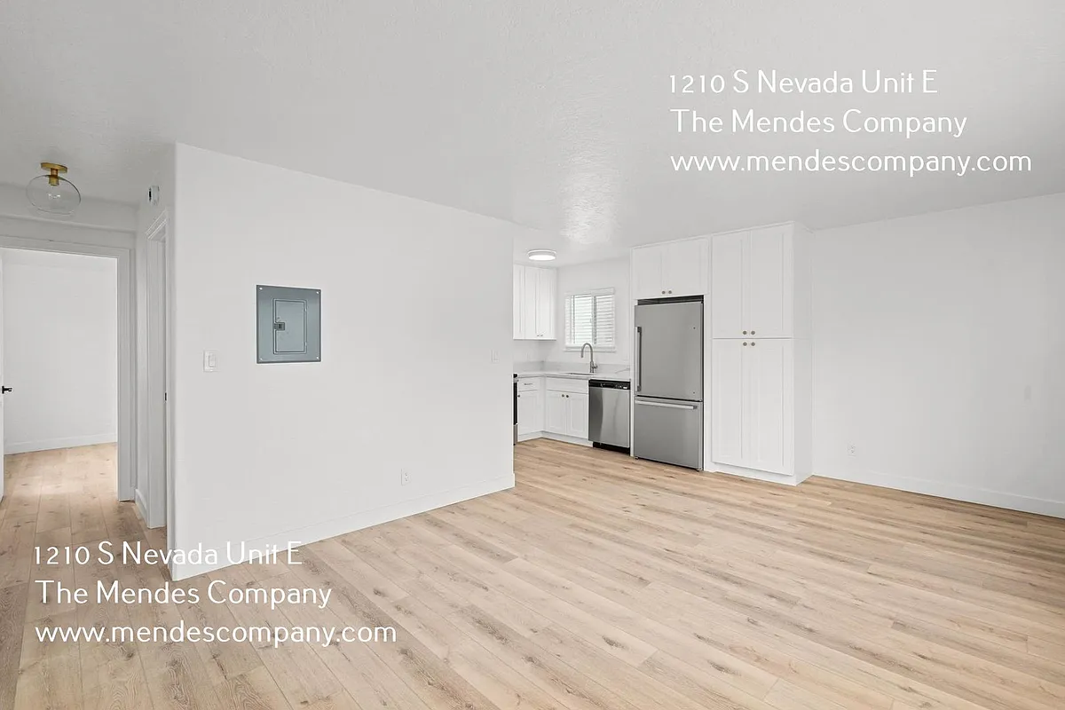 Building Photo - 1210 S Nevada St #E