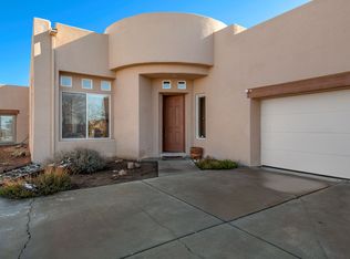 4 Silver Rock Rd, Santa Fe, NM 87508