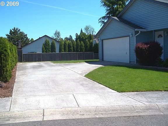 2nd image of 17315 NE 2nd Cir