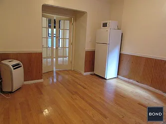 Rented by Bond New York