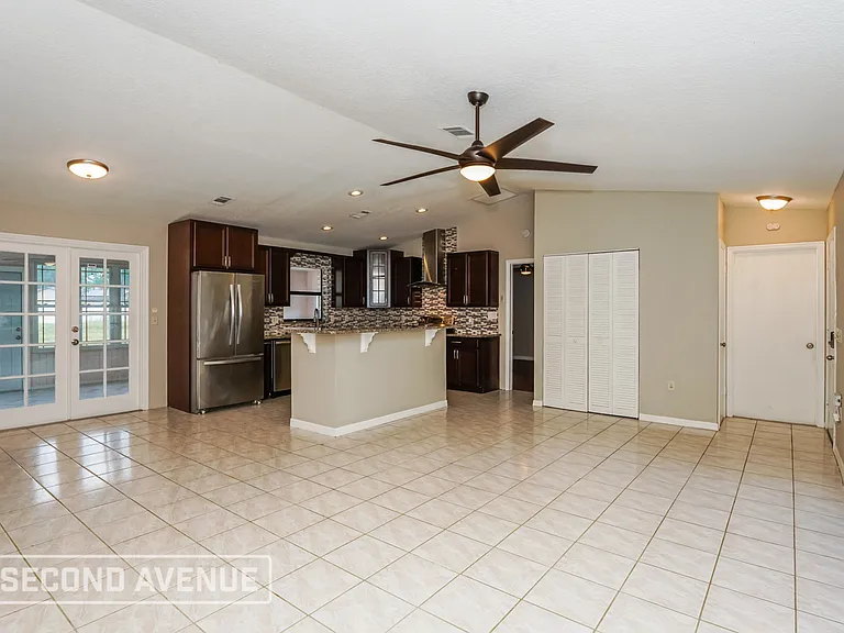 613 Hamm St NW — Photo 6