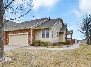 2328 N Lighthouse Cv, Wichita, KS 67205