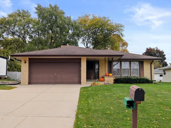 625 Clark AVENUE, South Milwaukee, WI 53172