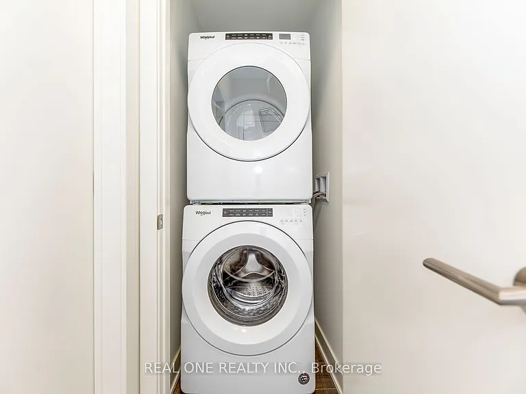 42 Sonic Way — Photo 30