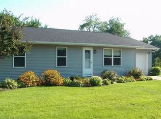 1668 Crestwood Dr, Lowell, IN 46356